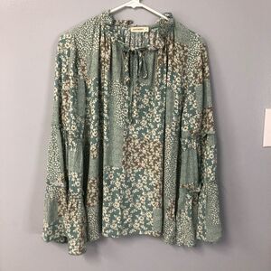 andthewhy green peasant flare belle sleeve patchwork ditzy floral top blouse